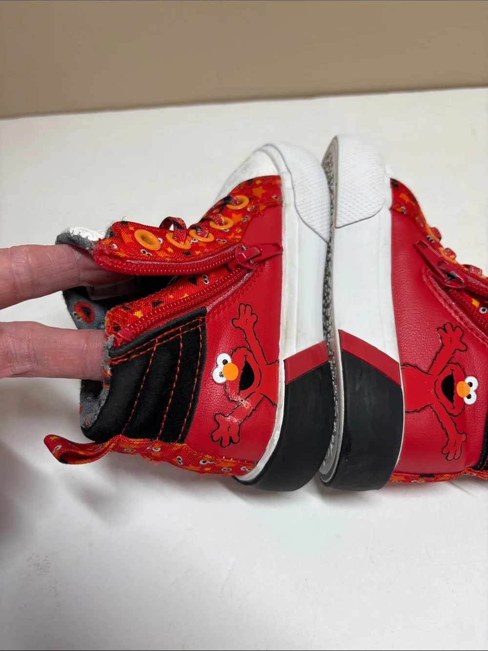 Kohl's Collab with Sesame Street Elmo Red & White Kids High-Top Sneakers, Zipper